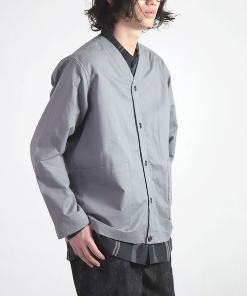 SPELLBOUND（スペルバウンド）の「[SPELLBOUND / スペルバウンド] 60/1ニットライクツイル  カーディガン（カーディガン/ボレロ・メンズ・ベージュ/チャコールグレー/ブラック・2/3）」の5枚目の写真