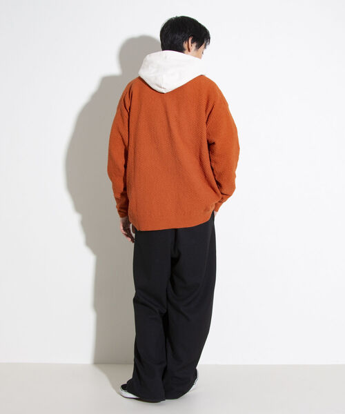 GLOSTER（グロスター）の「【ユニセックス対応】【GLOSTER/グロスター】カラーブークレ Vネック オーバーカーディガン ドロップショルダー（カーディガン/ボレロ・メンズ・ブラック/オリーブ/イエロー/オレンジ/ブルー・S/M/L）」の14枚目の写真