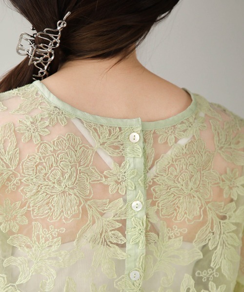 Bab(バブ)の「シアーエンブロイダリーレース2WAYブラウス(シャツ/ブラウス・レディース・ライトグレー/グリーン/アイボリー・M)」の9枚目の写真