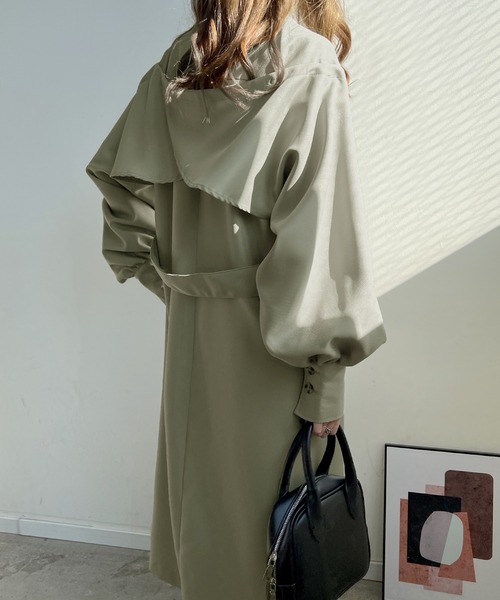 Futier land（フューティアランド）の「ボレロスリーブマルチアレンジトレンチコート（トレンチコート・レディース・ベージュ/ブラック/カーキ・MEDIUM）」の3枚目の写真