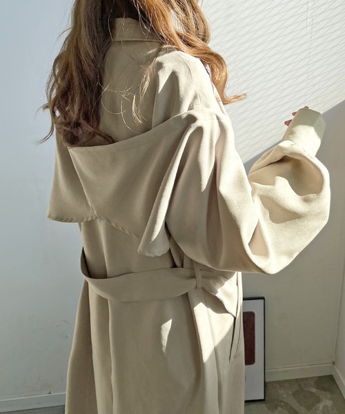 Futier land（フューティアランド）の「ボレロスリーブマルチアレンジトレンチコート（トレンチコート・レディース・ベージュ/ブラック/カーキ・MEDIUM）」の21枚目の写真