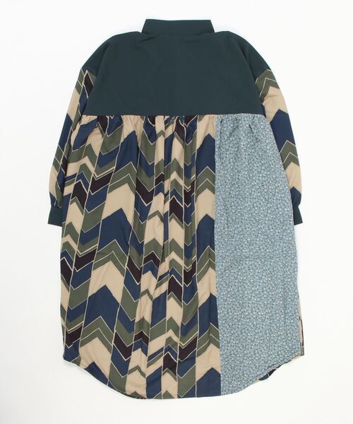 sandy（サンディー）の「【sandy】パッチワークスタンドカラーワンピース（ワンピース・レディース・サックスブルー/グリーン/ネイビー/イエロー・FREE）」の7枚目の写真