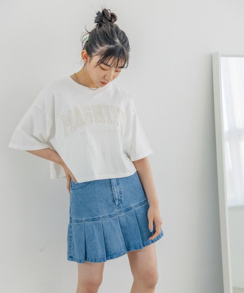 repipi armario（レピピ アルマリオ）の「カレッジロゴシシュウTシャツ（Tシャツ/カットソー・キッズ・ホワイト系その他/ホワイト系その他2/ブラック/グレー/グリーン/パープル/コーラル/ホワイト系その他3/ホワイト系その他4/ライム/ブルー/オレンジ系・SMALL/MEDIUM/LARGE）」の2枚目の写真