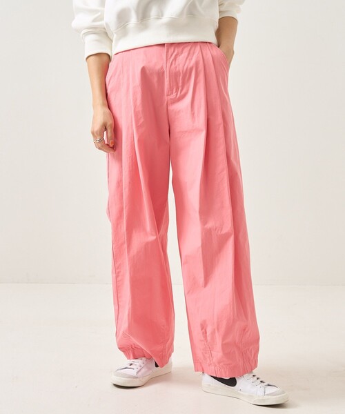 FREAK'S STORE（フリークスストア）の「CLOWN PANTS/タックカーブパンツ/クラウンパンツ(バルーンパンツ) / カーブパンツ（チノパンツ・レディース・キャメル/ピンク/ブラック/オフホワイト/ブラウン/レッド/ネイビー/オリーブ・SMALL/MEDIUM）」の7枚目の写真