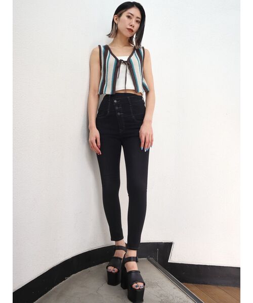 EMODA（エモダ）の「クロシェクロップベスト（ニット/セーター・レディース・その他1/その他/ブラック・FREE）」の5枚目の写真