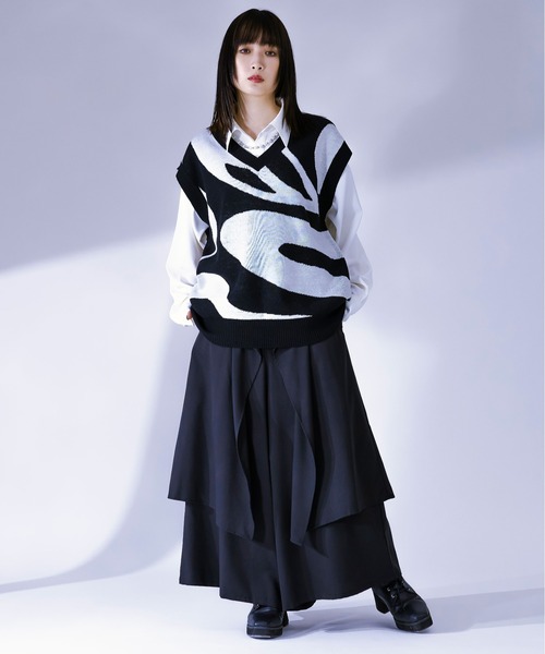 Ellno Loset（エルノロゼット）の「マーブルニットベスト（ベスト・メンズ・ブラック/グリーン・LARGE/MEDIUM）」の22枚目の写真