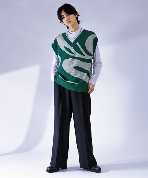 Ellno Loset（エルノロゼット）の「マーブルニットベスト（ベスト・メンズ・ブラック/グリーン・LARGE/MEDIUM）」の5枚目の写真