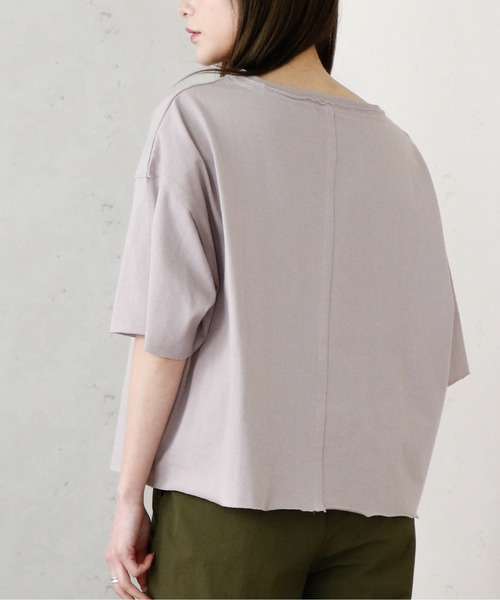 Per sist ence(パーシエンス)の「Per sist ence/パーシエンス デザインヘムカットオフTシャツ(Tシャツ/カットソー・レディース・グレイッシュベージュ/カーキ/オフホワイト・FREE)」の16枚目の写真
