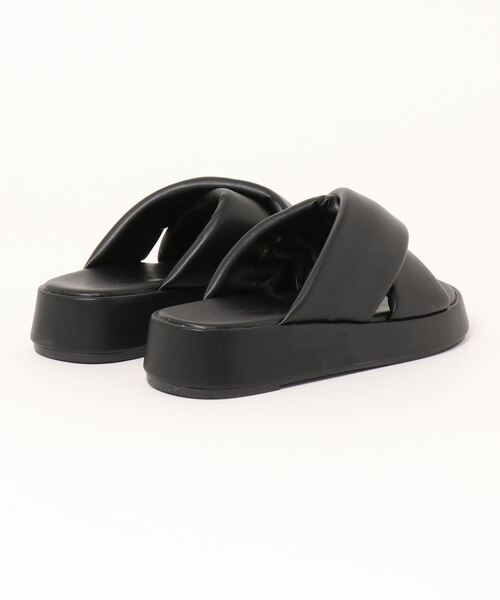 Fabby fabby（ファビィーファビィー）の「クロスベルト厚底サンダル（サンダル・レディース・ブラック/ベージュ/オフホワイト・SMALL/MEDIUM/LARGE）」の5枚目の写真