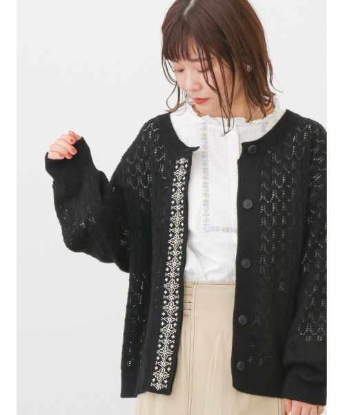 ehka sopo(エヘカソポ)の「【Maison SAJOU】刺繍カーディガン(カーディガン/ボレロ・レディース・ブラック/キナリ/ベージュ・フリ-)」の1枚目の写真