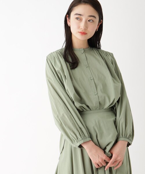 OPAQUE.CLIP（オペークドットクリップ）の「◆【大草直子さんコラボ】コットンギャザーブラウス セットアップ対応（シャツ/ブラウス・レディース・ライトグリーン/サンドベージュ/オレンジ・40/38/36）」の13枚目の写真