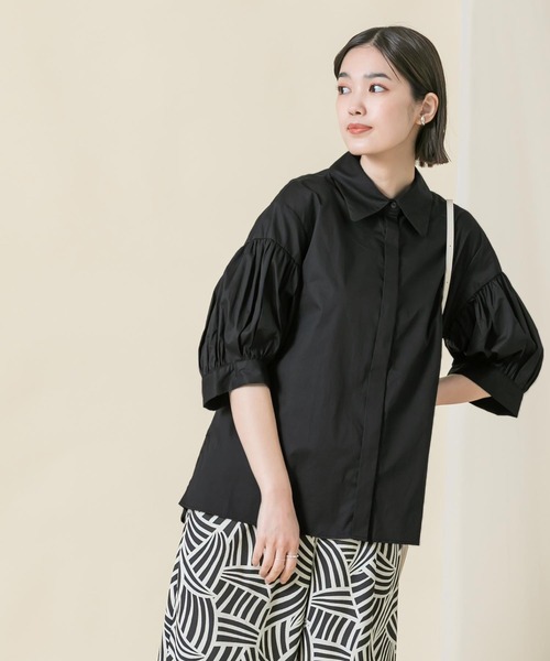 Gready Brilliant（グレディブリリアン）の「綿サテン切替ランタンＳＶブラウス（シャツ/ブラウス・レディース・ブラック/オフホワイト・38）」の15枚目の写真