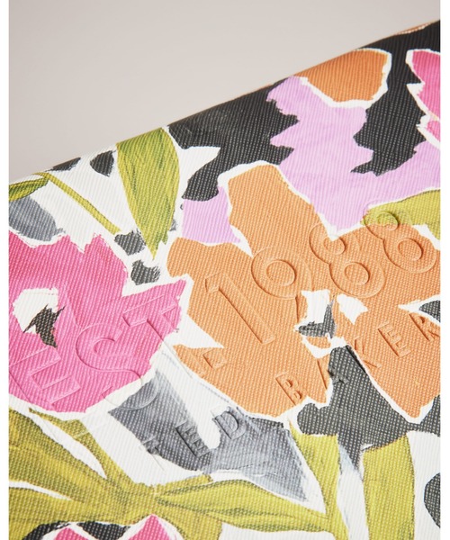 Ted Baker（テッドベーカー）の「MAGNOLY マグノリアプリント クラッチバッグ（クラッチバッグ・レディース・ピンク・O/S）」の6枚目の写真