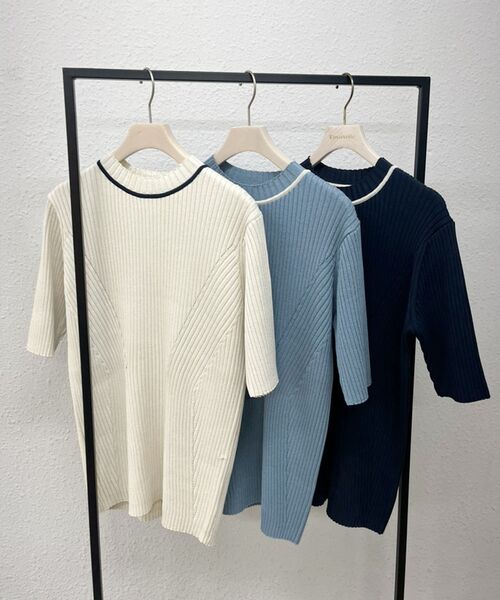 Kari & lili(カウリアンドリィリィ)の「neck line rib tops(ニット/セーター・レディース・ダークブルー/ライトブルー/オフホワイト・FREE)」の11枚目の写真