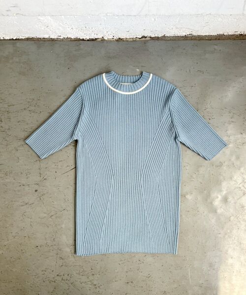 Kari & lili(カウリアンドリィリィ)の「neck line rib tops(ニット/セーター・レディース・ダークブルー/ライトブルー/オフホワイト・FREE)」の13枚目の写真