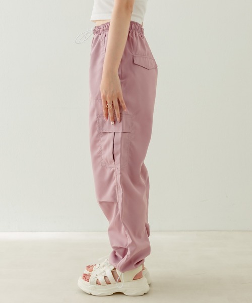 OLIVE des OLIVE（オリーブデオリーブ）の「サイドラインカーゴパンツ