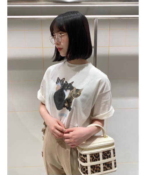 【FURFUR×上國料萌衣】トリプルキャットフォトTシャツ コラボ 半袖 猫 Amazon.co.jp: FURFUR×上國料萌衣トリプルキャットフォトTシャツ