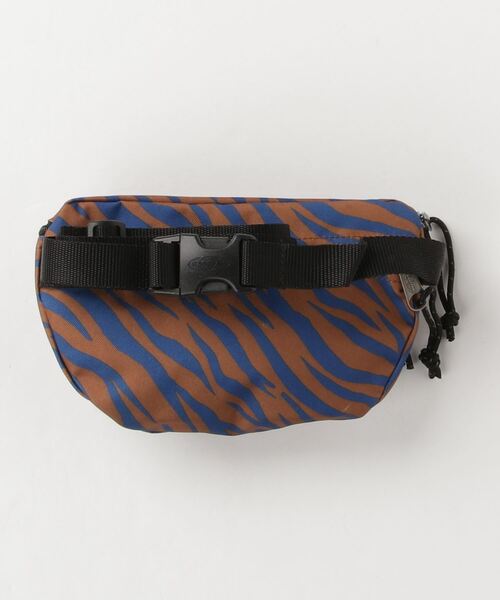 EASTPAK(イーストパック )の「【EASTPAK】SPRINGER ウエストポーチ(ボディバッグ/ウエストポーチ・メンズ・ブラック系その他2/マルチ/ブラック/カーキ/ブルー/ダークグリーン/グレー/オフホワイト/ホワイト/ネイビー/レッド/オレンジ/その他2・FREE)」の19枚目の写真