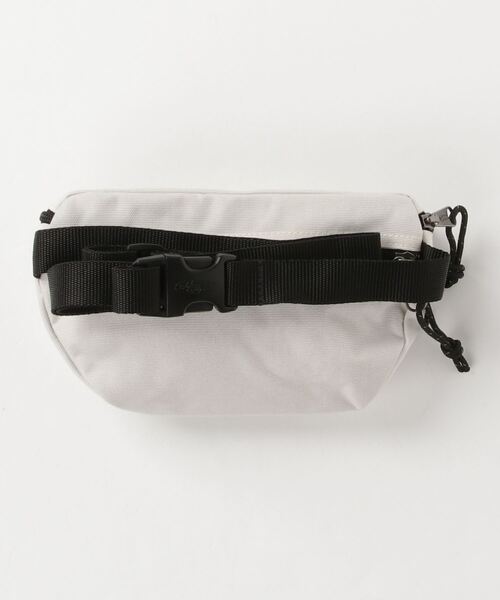 EASTPAK(イーストパック )の「【EASTPAK】SPRINGER ウエストポーチ(ボディバッグ/ウエストポーチ・メンズ・ブラック系その他2/マルチ/ブラック/カーキ/ブルー/ダークグリーン/グレー/オフホワイト/ホワイト/ネイビー/レッド/オレンジ/その他2・FREE)」の21枚目の写真