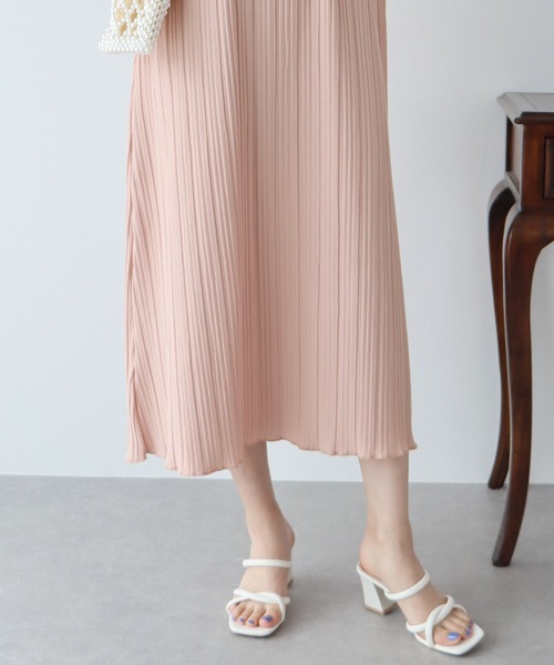 プリーツワンピース