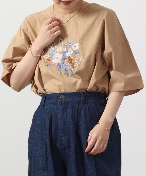 Emago(イマゴ)の「EMAGO フラワー刺繍5分袖ブラウス(シャツ/ブラウス・レディース・ホワイト/グリーン/ベージュ・FREE)」の14枚目の写真