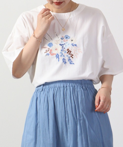 Emago(イマゴ)の「EMAGO フラワー刺繍5分袖ブラウス(シャツ/ブラウス・レディース・ホワイト/グリーン/ベージュ・FREE)」の7枚目の写真