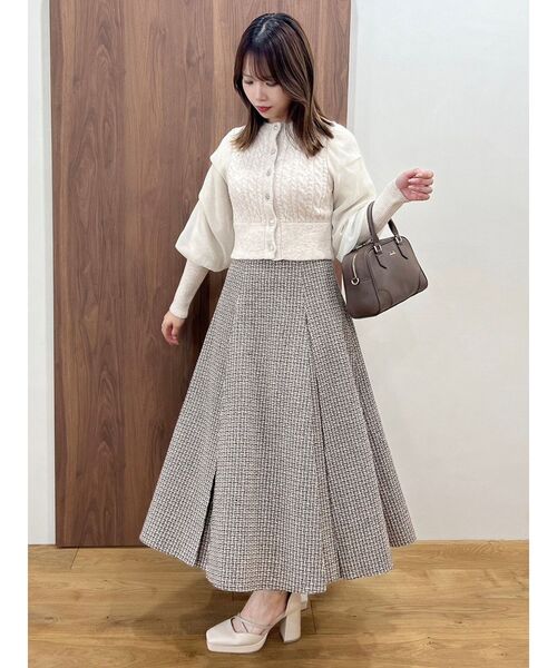 dazzlin（ダズリン）の「チュールビジュカーデニットトップス（カーディガン/ボレロ・レディース・オフホワイト/ブラック/ブルー・FREE）」の13枚目の写真