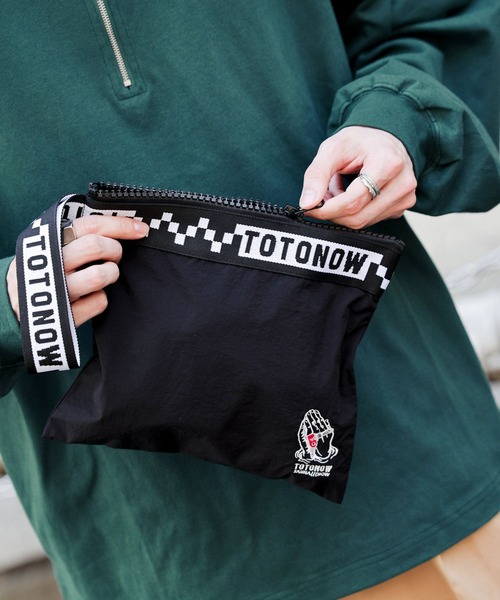 RAGEBLUE（レイジブルー）の「【TOTONOW/トトナウ】コラボミニポーチ（クラッチバッグ・メンズ・ブラック/グリーン・FREE）」の3枚目の写真