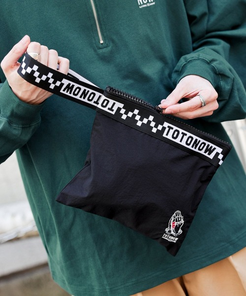 RAGEBLUE（レイジブルー）の「【TOTONOW/トトナウ】コラボミニポーチ（クラッチバッグ・メンズ・ブラック/グリーン・FREE）」の4枚目の写真