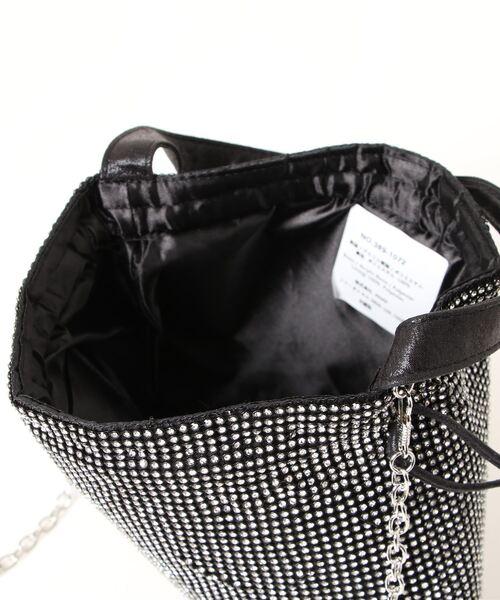 Settimissimo（セッティミッシモ）の「ラインストーン メタル 2WAY チェーン 斜め掛け　巾着バッグ（トートバッグ・レディース・ゴールド/ブラック・FREE）」の3枚目の写真