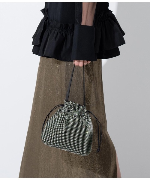 Settimissimo（セッティミッシモ）の「ラインストーン メタル 2WAY チェーン 斜め掛け　巾着バッグ（トートバッグ・レディース・ゴールド/ブラック・FREE）」の2枚目の写真