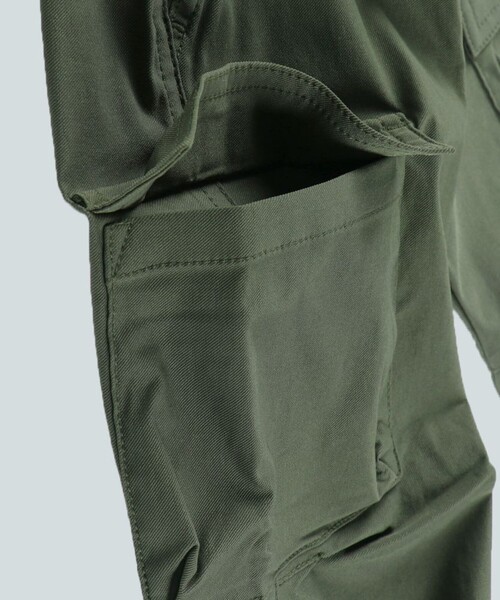 BRANSHES（ブランシェス）の「ストレッチツイルカーゴパンツ（カーゴパンツ・キッズ・ライトグレー/カーキ・130/150/100/120/110/140/90）」の13枚目の写真