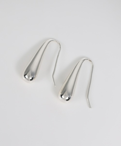 Nothing And Others(ナッシングアンドアザーズ)の「「Nothing And Others/ナッシングアンドアザーズ」Swaying drop Pierce(ピアス(両耳用)・レディース・シルバー・FREE)」の4枚目の写真