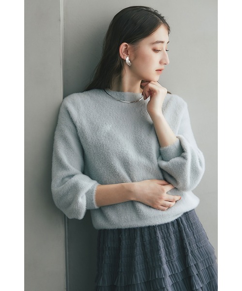 うさうさ　Pニット グレー &. NOSTALGIA（アンドドットノスタルジア）の「フェザーヤーンプル