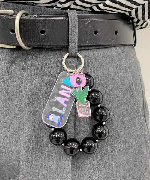 ALAND（エーランド）の「REDFISH（レッドフィッシュ）×ALAND／ビーズストラップ　2977556（キーホルダー・レディース・ライトブルー/ブラック/ピンク/パープル/イエロー・ONE SIZE）」の2枚目の写真