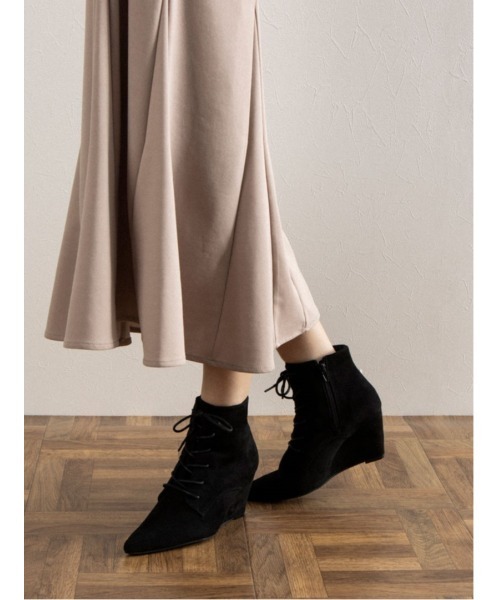 DULCIS REGALO（ドルキス レガロ）の「ElvisLuce(エルビスルーチェ)7.5cmヒールポインテッドトゥウェッジレースアップブーツ（ブーツ・レディース・ブラック系その他/ブラック・L/S/M/LL）」の14枚目の写真