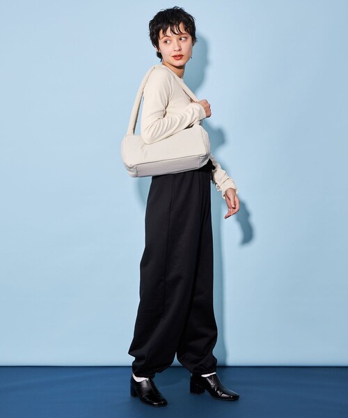 CITEN（シテン）の「＜CITEN＞スクエア パフ ボストンバッグ（ボストンバッグ・レディース・クリーム/ホワイト/ブラック・FREE）」の12枚目の写真