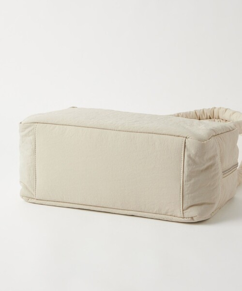 CITEN（シテン）の「＜CITEN＞スクエア パフ ボストンバッグ（ボストンバッグ・レディース・クリーム/ホワイト/ブラック・FREE）」の19枚目の写真