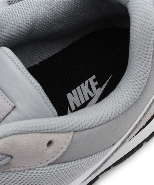 AMERICAN RAG CIE（アメリカンラグシー）の「NIKE RUNNER2 / 105-NKE-749794（スニーカー・メンズ・グレー/ブラック/ネイビー・26.5/28.5/27.5）」の11枚目の写真