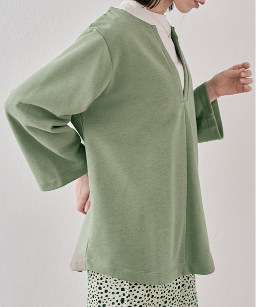 kirakiraShop（キラキラショップ）の「深Vネックスウェットプル