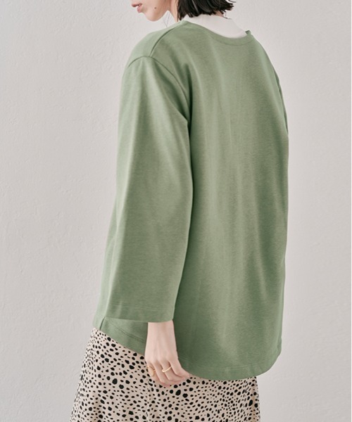 kirakiraShop（キラキラショップ）の「深Vネックスウェットプルオーバー（スウェット・レディース・カーキ/ブラック/クリーム/ブルー・FREE）」の17枚目の写真