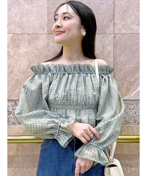 ももリズリサ・セシルマクビー・イング・マーキュリーデュオ等レディース服 MERCURYDUO（マーキュリーデュオ）の「2WAYオフショル