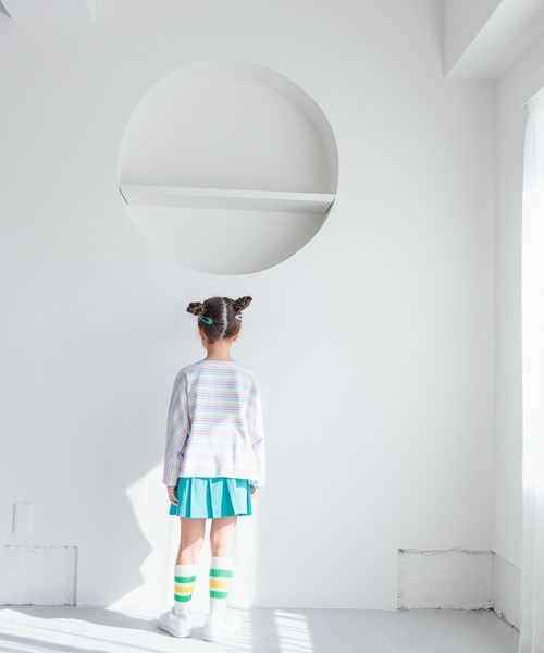 LOWRYS FARM（ローリーズファーム）の「ボーダードルマンロングスリーブ　100810（Tシャツ/カットソー・キッズ・パープル/マルチ/イエロー・150cm/140cm/120cm/110cm/130cm）」の17枚目の写真