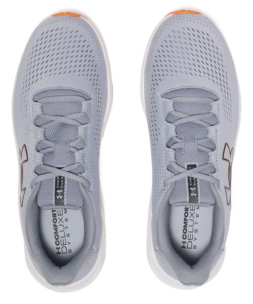UNDER ARMOUR(アンダーアーマー)の「UAチャージド パスート3 ビックロゴ(ランニング/メンズ)(スニーカー・メンズ・ホワイト×グレー・27.0cm/28.0cm/25.5cm/29.0cm/28.5cm/27.5cm/26.5cm/26.0cm/30.0cm/25.0cm)」の3枚目の写真
