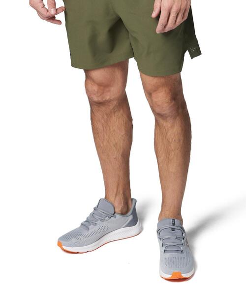 UNDER ARMOUR(アンダーアーマー)の「UAチャージド パスート3 ビックロゴ(ランニング/メンズ)(スニーカー・メンズ・ホワイト×グレー・27.0cm/28.0cm/25.5cm/29.0cm/28.5cm/27.5cm/26.5cm/26.0cm/30.0cm/25.0cm)」の6枚目の写真