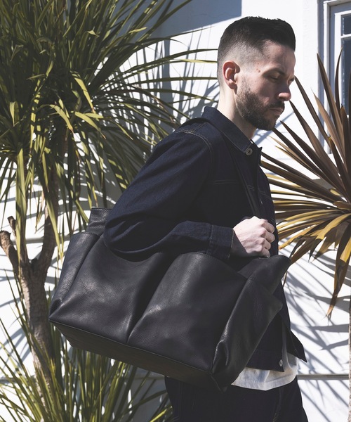 MR.OLIVE(Eagle Of Independence)(イーグルオブインデペンデンス)の「WATER PROOF WASHABLE LEATHER / LOGGER BAG (LARGE)(トートバッグ・メンズ・ブラック/ブラウン・FREE)」の6枚目の写真