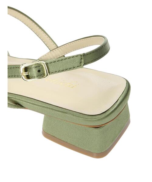 Te chichi(テチチ)の「バックストラップミュール(パンプス・レディース・シルバー/グリーン・38/37)」の10枚目の写真