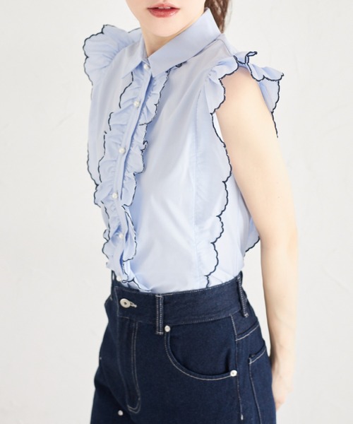 tocco closet(トッコ クローゼット)の「パール釦スカラップフリル配色ブラウス(シャツ/ブラウス・レディース・ライトブルー/オフホワイト・M)」の8枚目の写真