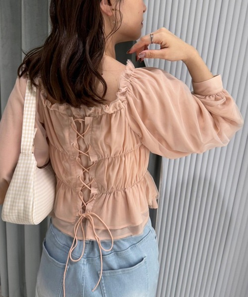 one after another NICE CLAUP（ワンアフターアナザーナイスクラップ）の「バックレースアップシャーリングブラウス（シャツ/ブラウス・レディース・ベージュ系その他/オフホワイト/ブルー・FREE）」の17枚目の写真