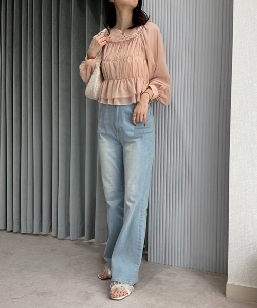 one after another NICE CLAUP（ワンアフターアナザーナイスクラップ）の「バックレースアップシャーリングブラウス（シャツ/ブラウス・レディース・ベージュ系その他/オフホワイト/ブルー・FREE）」の19枚目の写真